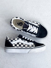 Load image into Gallery viewer, Vans Checkerboard Old Skool Trainers - UK Kids Size 11.5
