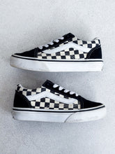 Load image into Gallery viewer, Vans Checkerboard Old Skool Trainers - UK Kids Size 11.5
