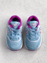 Load image into Gallery viewer, New Balance 997H Baby Blue Trainers - UK Infant Size 2.5
