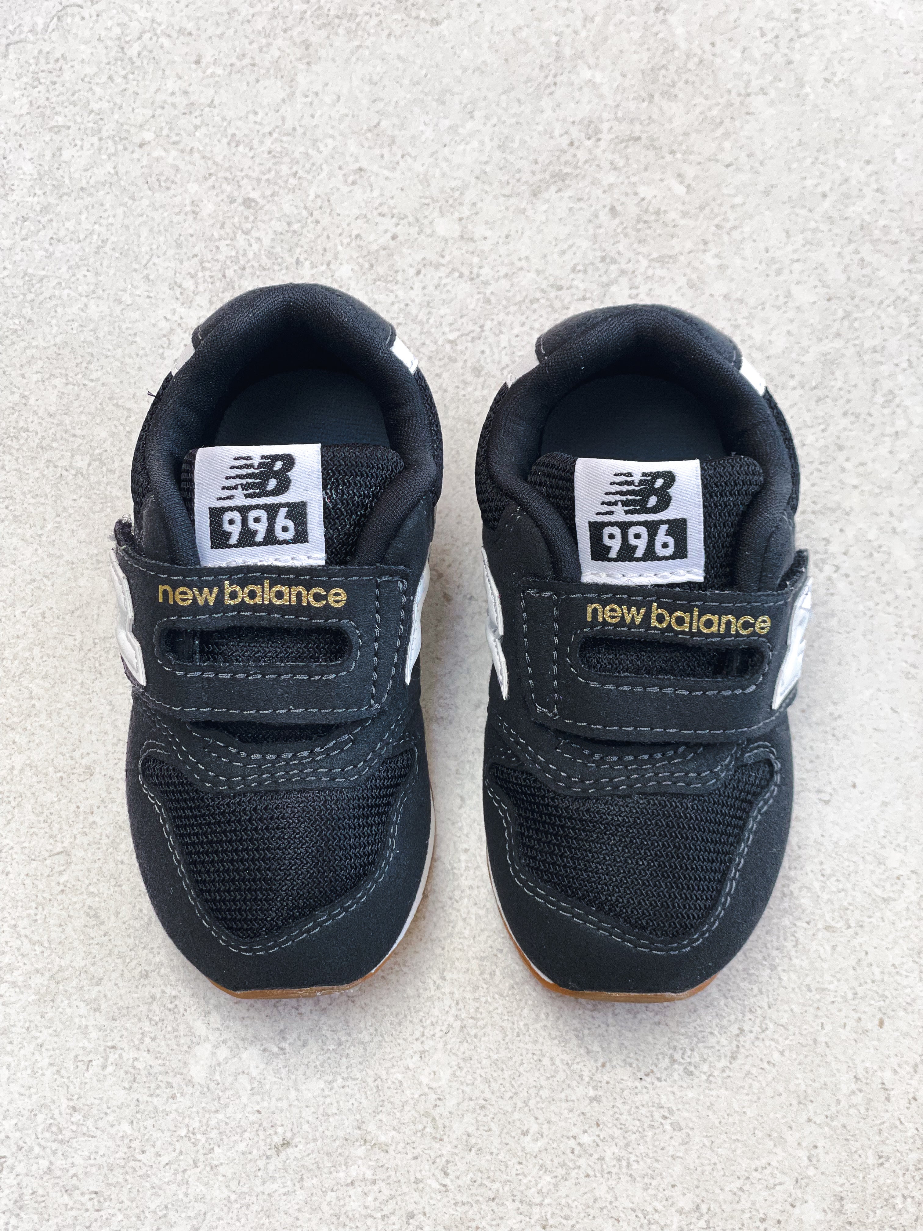 New Balance 996 Black Trainers - UK Kids Size 4