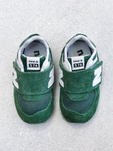 Load image into Gallery viewer, New Balance 574 Sage Green NEW-B Trainers - UK Infant Size 4
