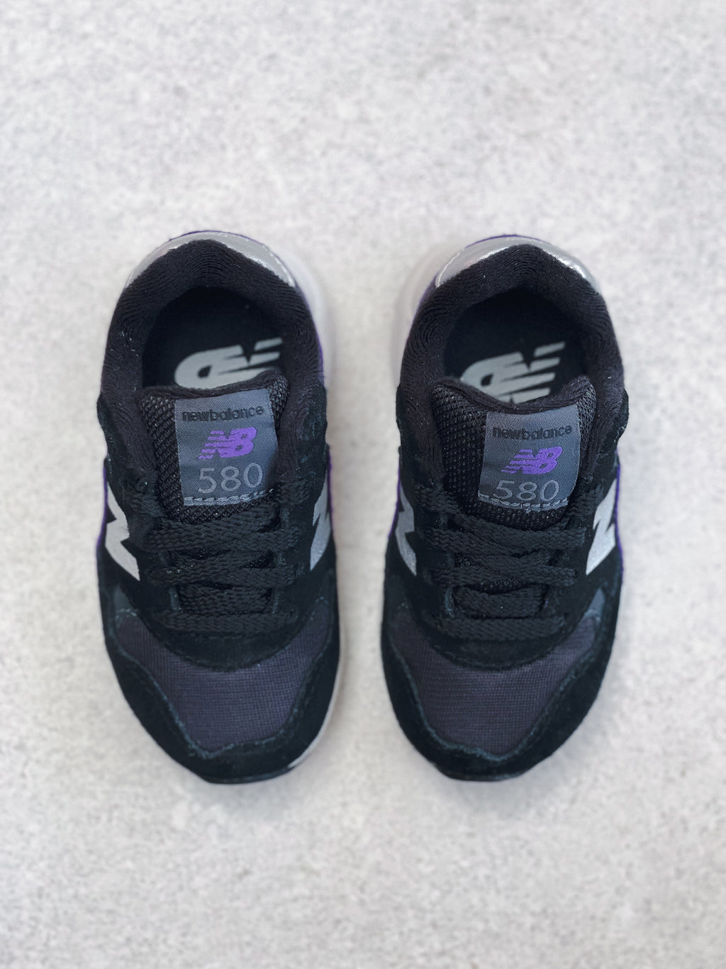 New Balance 580 Black & Purple Trainers - UK Kids Size 4