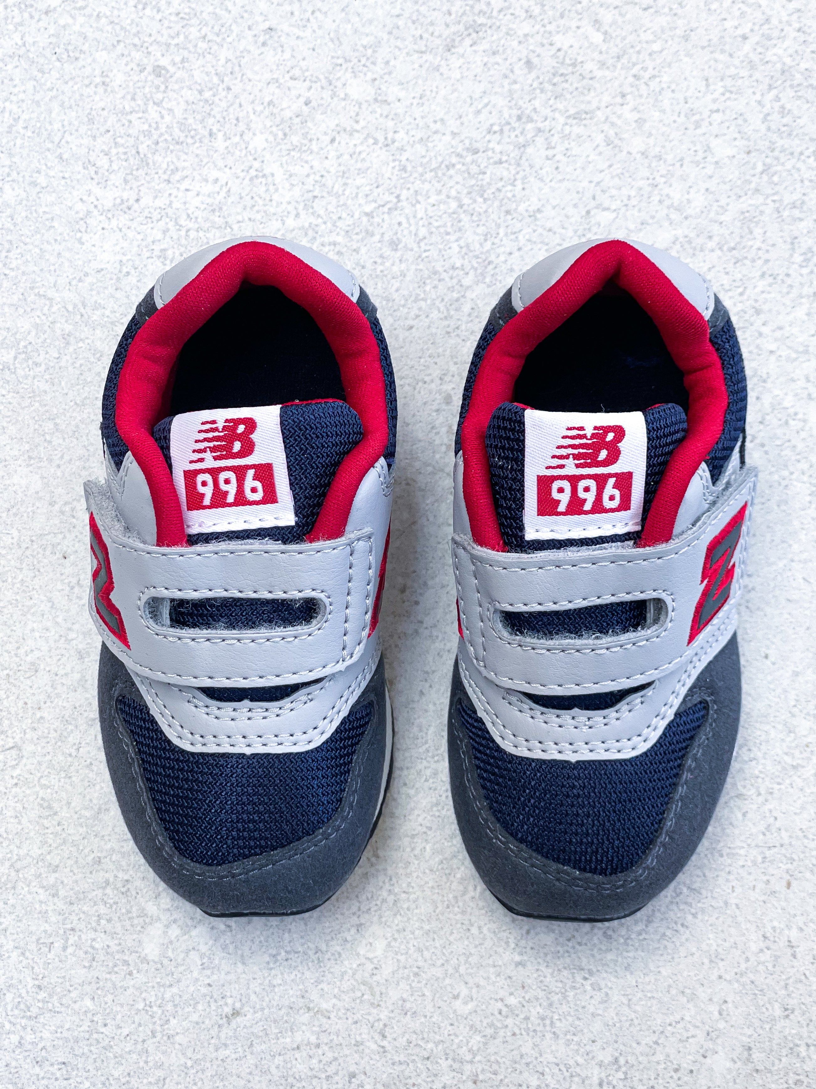 New Balance 996 Grey & Red Trainers - UK Kids Size 4