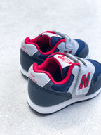 New Balance 996 Grey & Red Trainers - UK Kids Size 4