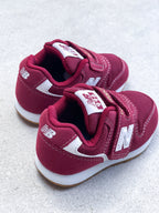 New Balance 996 Burgundy Trainers - UK Kids Size 4