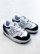 Load image into Gallery viewer, New Balance 550 White &amp; Black Trainers - UK Infant Size 4
