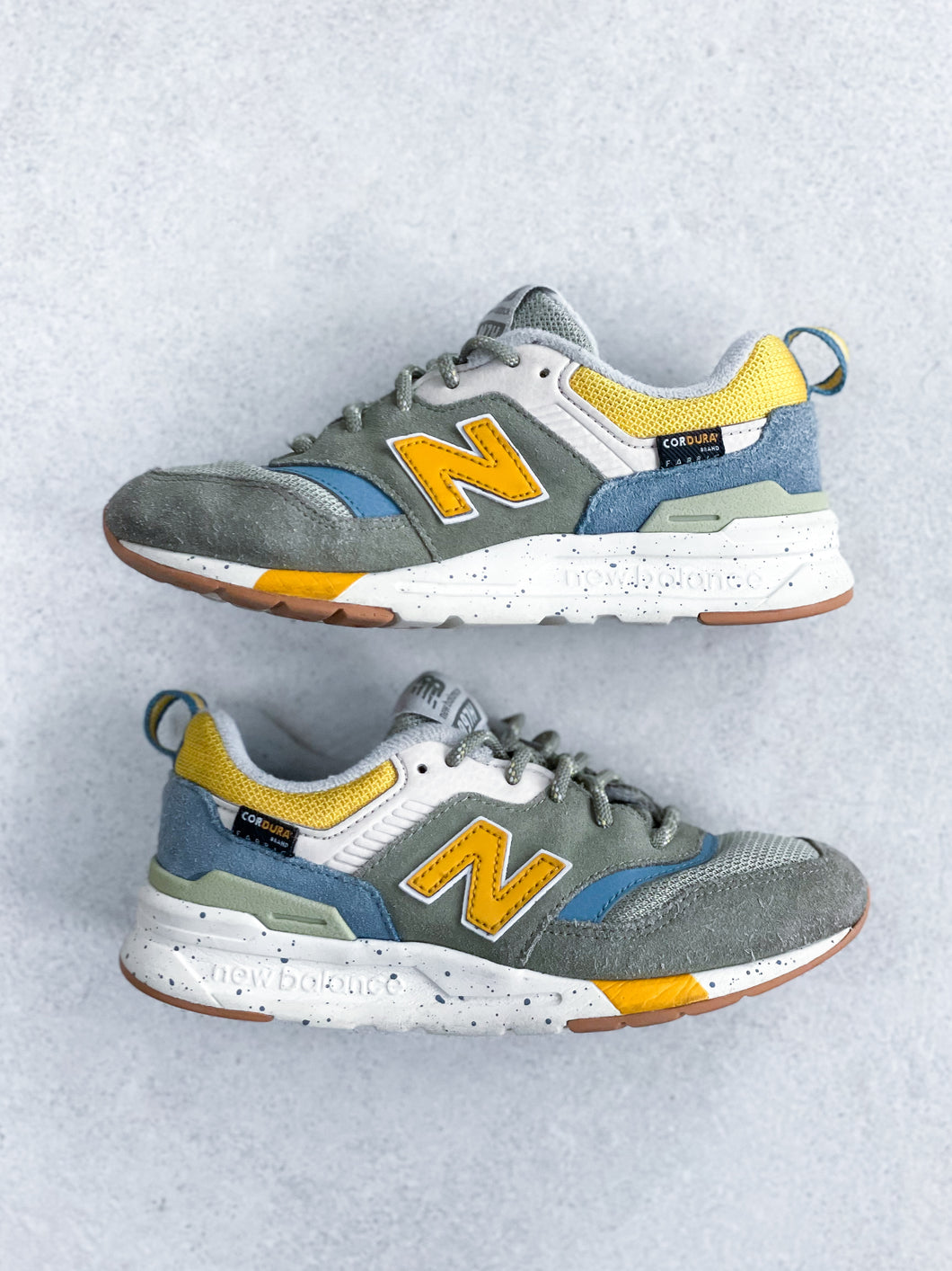 New Balance 997H Trainers - UK Kids Size 13.5