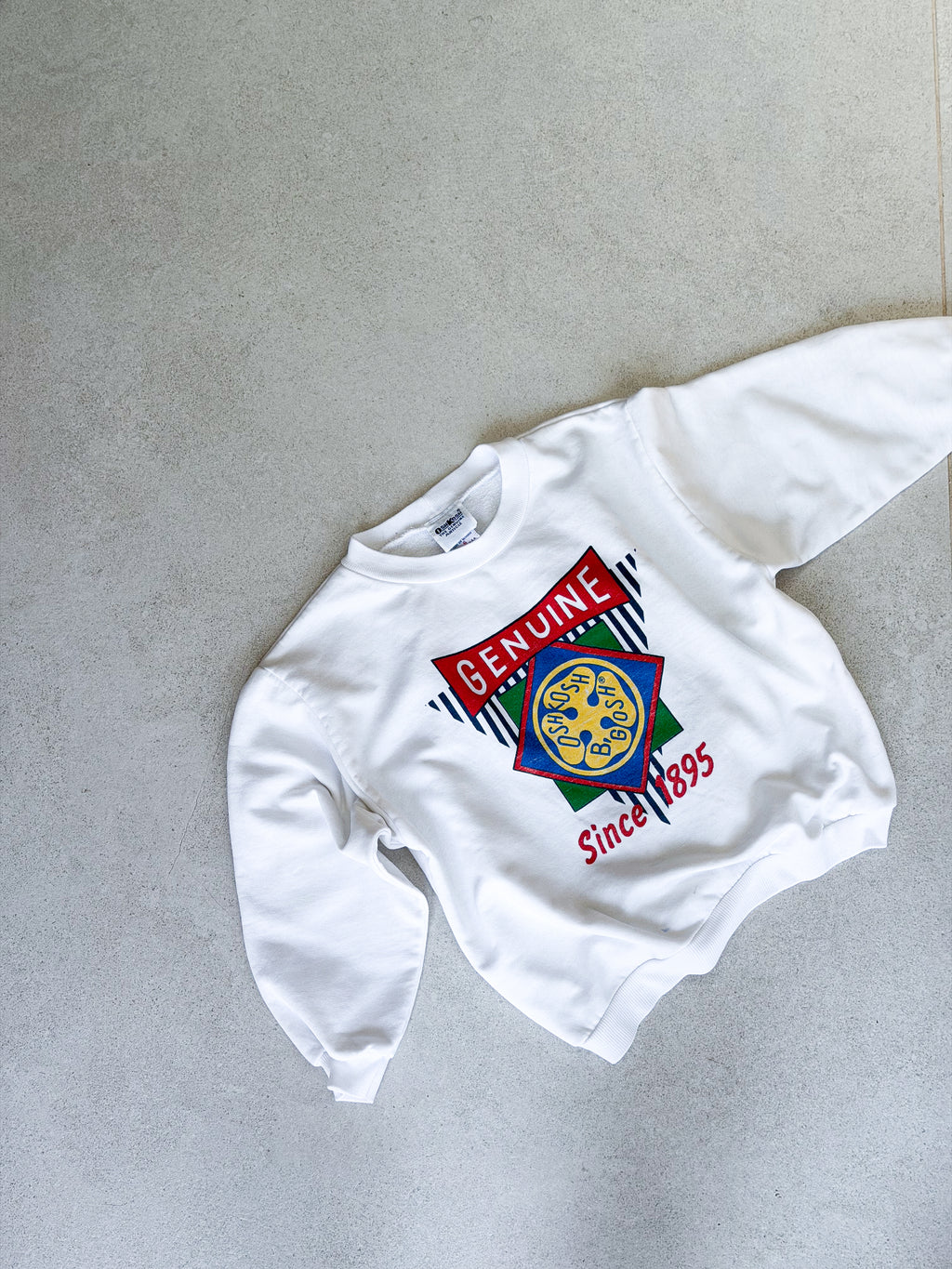 Osh Kosh Rare Vintage Sweatshirt - Age 6 years