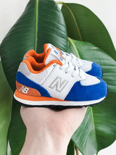 Load image into Gallery viewer, New Balance 574 Grey &amp; Navy Trainers - UK Infant Size 3.5
