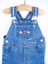 Load image into Gallery viewer, Vintage Denim Flower Detail Dungarees - Age 9 months
