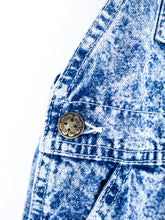 Load image into Gallery viewer, Osh Kosh Acid Wash Dungarees - Age 6 months
