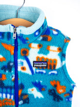 Load image into Gallery viewer, Patagonia Abstract Animal Pattern Fleece Gilet - Age 18 months
