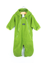 Load image into Gallery viewer, Patagonia Vintage Green Fleece Snowsuit/Sleep Bag - Age 6 months
