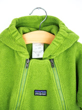 Load image into Gallery viewer, Patagonia Vintage Green Fleece Snowsuit/Sleep Bag - Age 6 months
