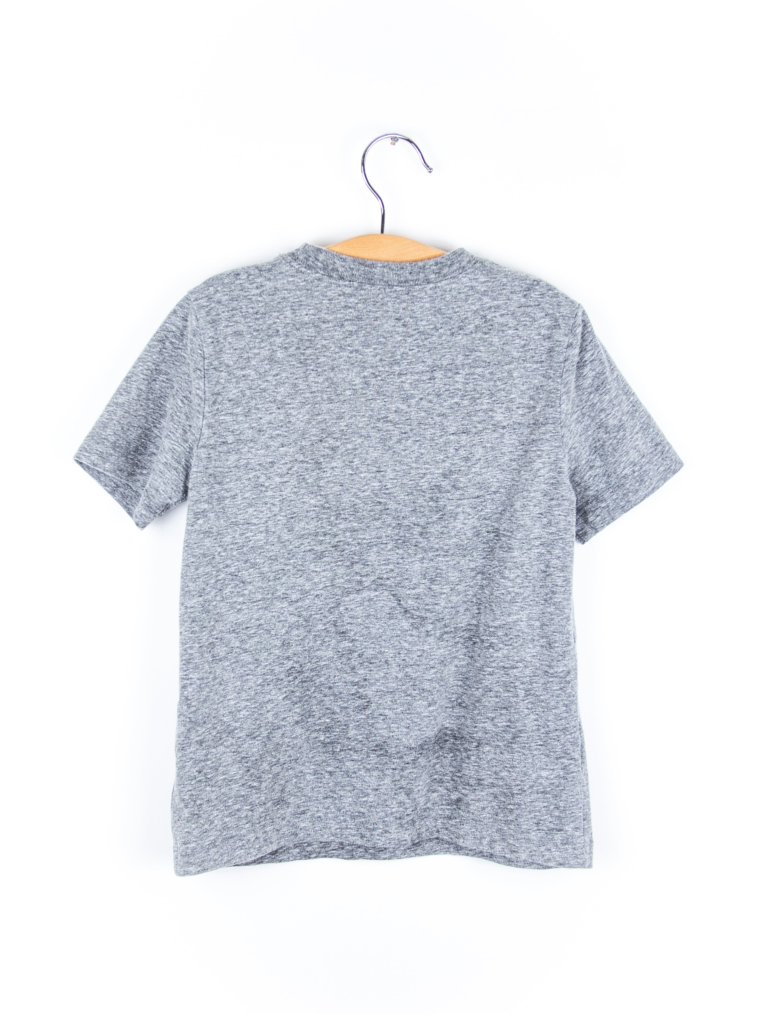 Osh Kosh T-Shirt - Age 4 years - READ DESCRIPTION