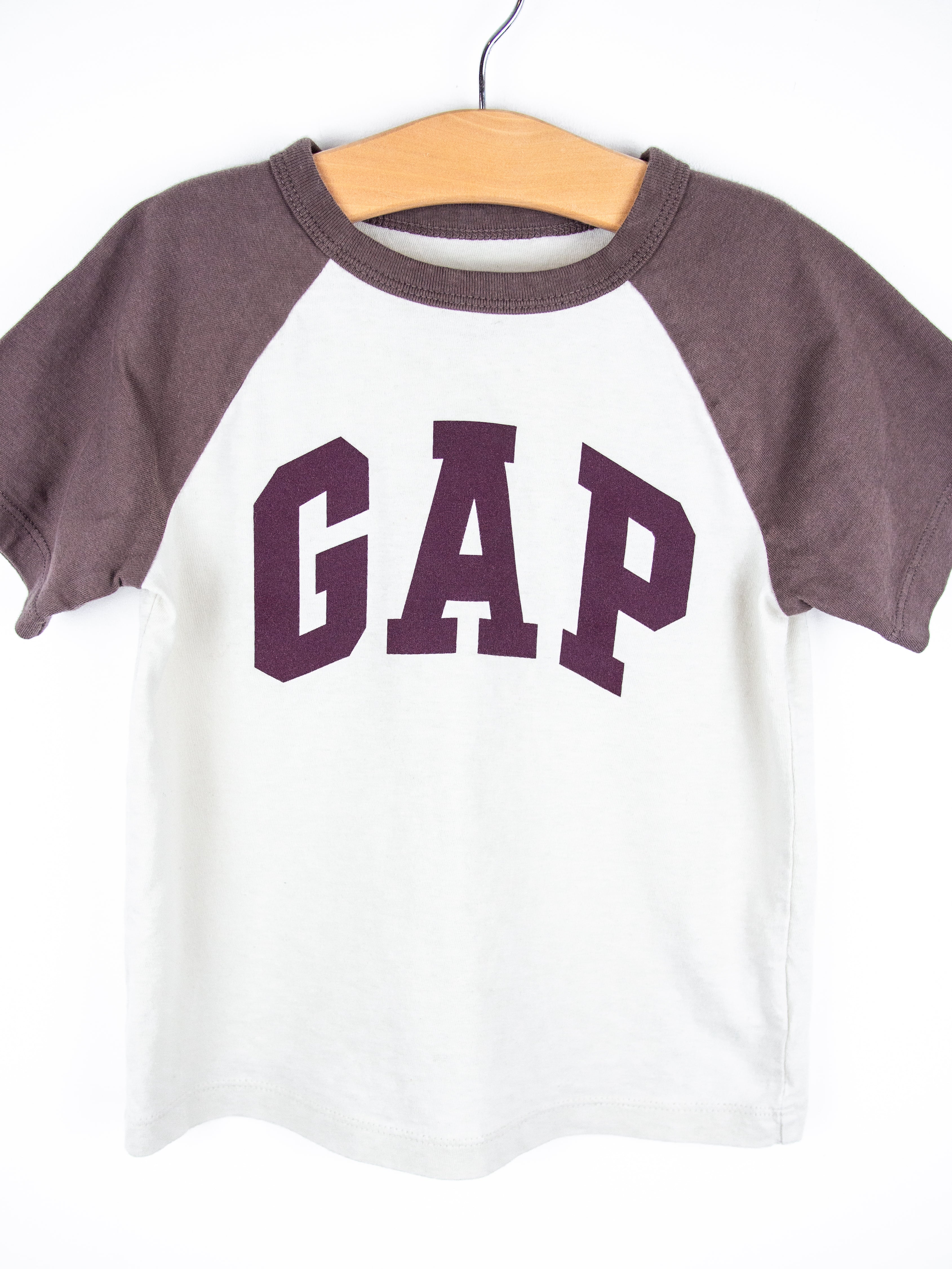 Gap T-Shirt - Age 2-3 years